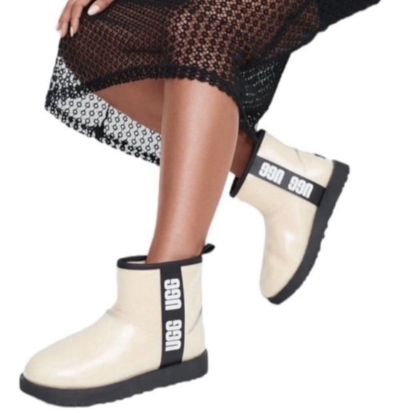 UGG Women's Cream Ankle Boots - Picture 1 of 8